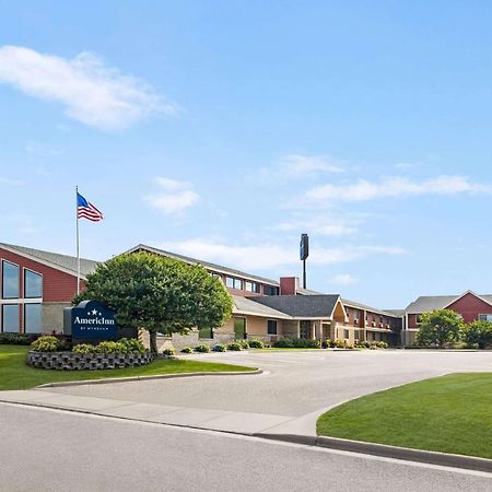 AmericInn by Wyndham Sauk Centre Bagian luar foto